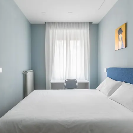 Апартаменты Blue Azzo Gardino N9 Interno 4 *